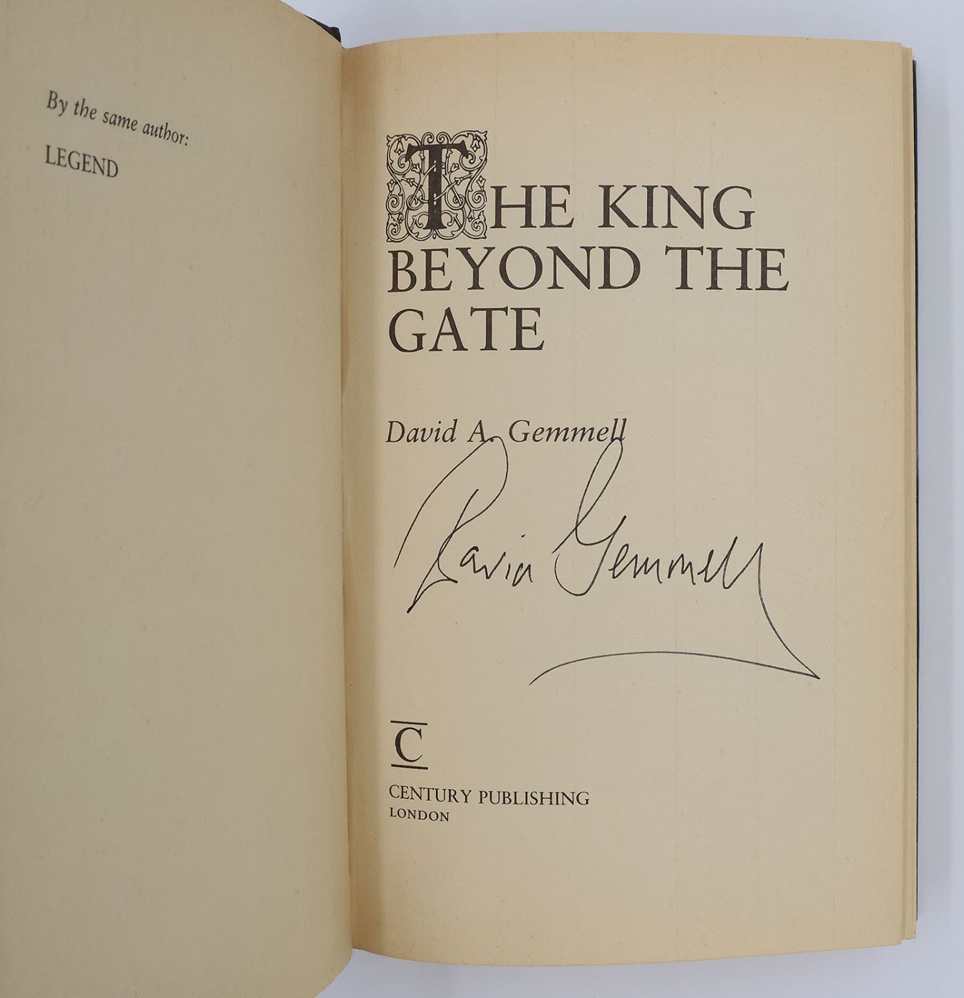 THE KING BEYOND THE GATE -  image 4